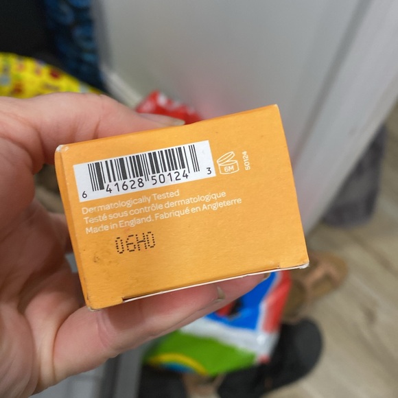 Elemis Superfood Glow Priming moisturizer - Picture 7 of 7